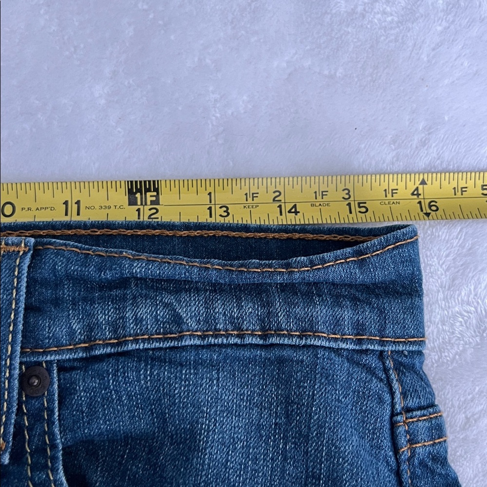 Levi's Classic 559 Men’s Straight Blue Jeans 30x34 - Picture 3 of 10